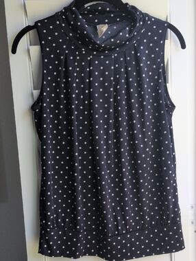 Sleeveless Polka Dot Mock Neck Top - Navy/White